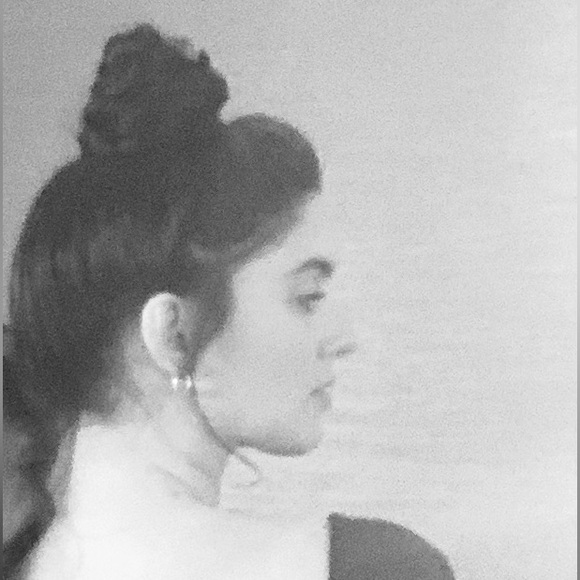 Meet your Posher, Paige - Picture 1 of 1